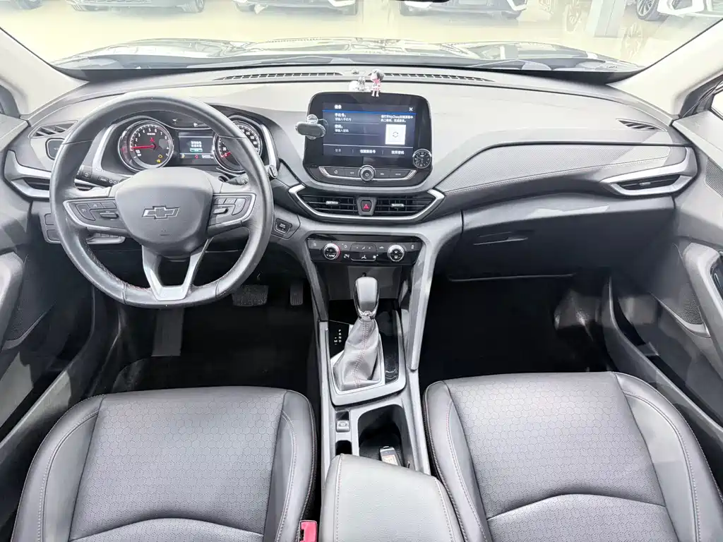 Chevrolet Orlando 2023 — фото 10