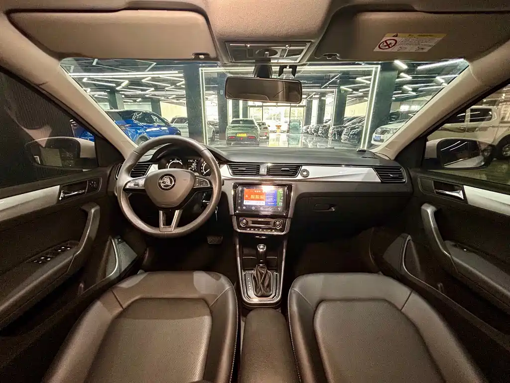 Skoda Rapid 2022 — фото 26