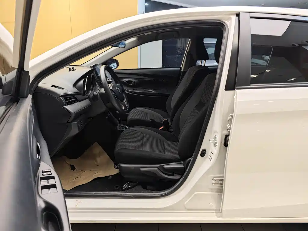 Toyota Vios FS 2022 — фото 13