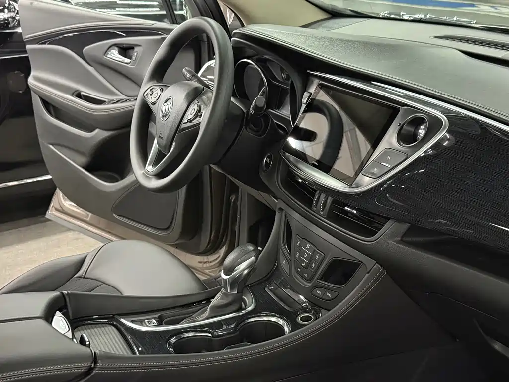 Buick Envision Plus 2017 — фото 15