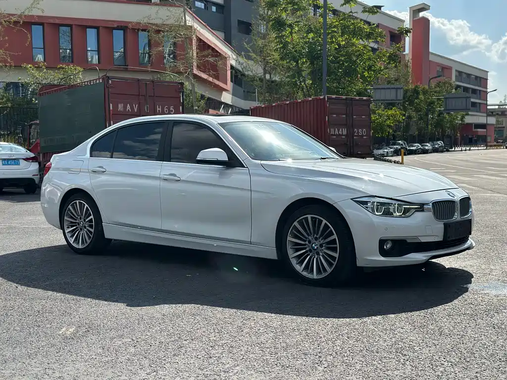BMW 3 Series 2019 — фото 4