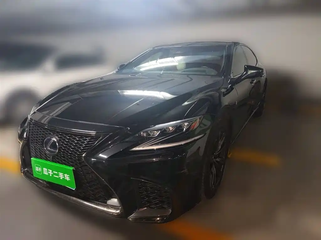 Lexus LS 2018