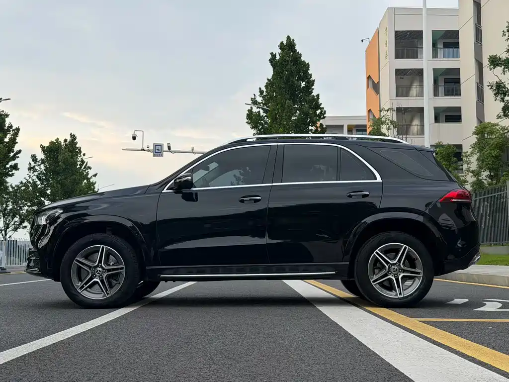 Mercedes-Benz GLE 2021 — фото 8