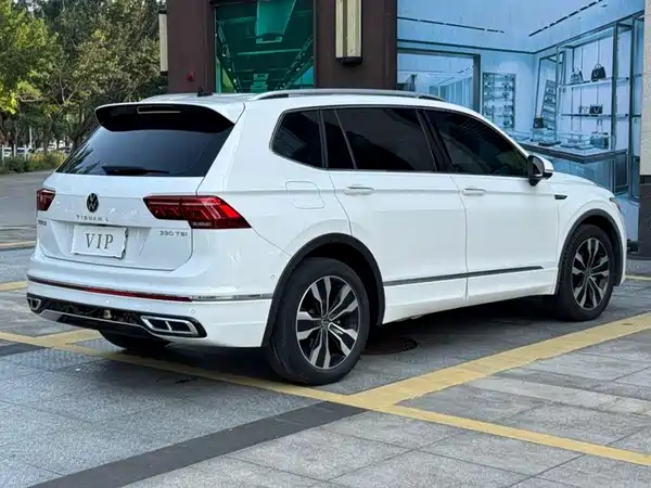Volkswagen Tiguan L 2022