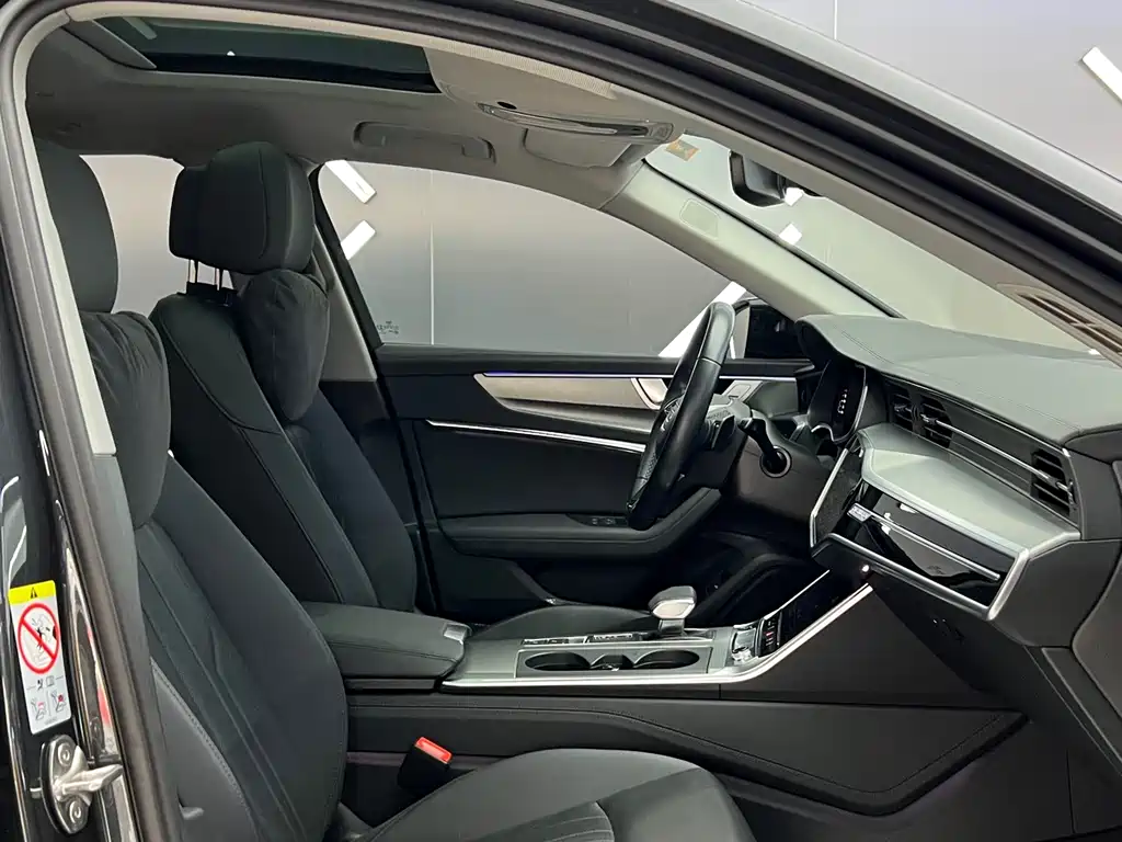 Audi A6 2023 — фото 22