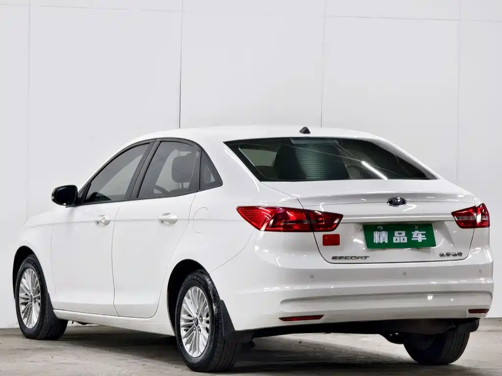 Ford Escort 2018