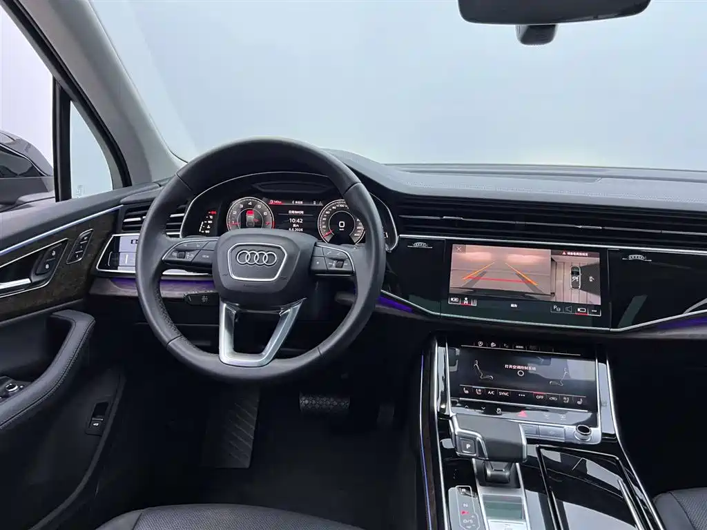 Audi Q7 2023 — фото 33