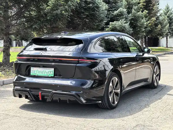 NIO ET5T 2024