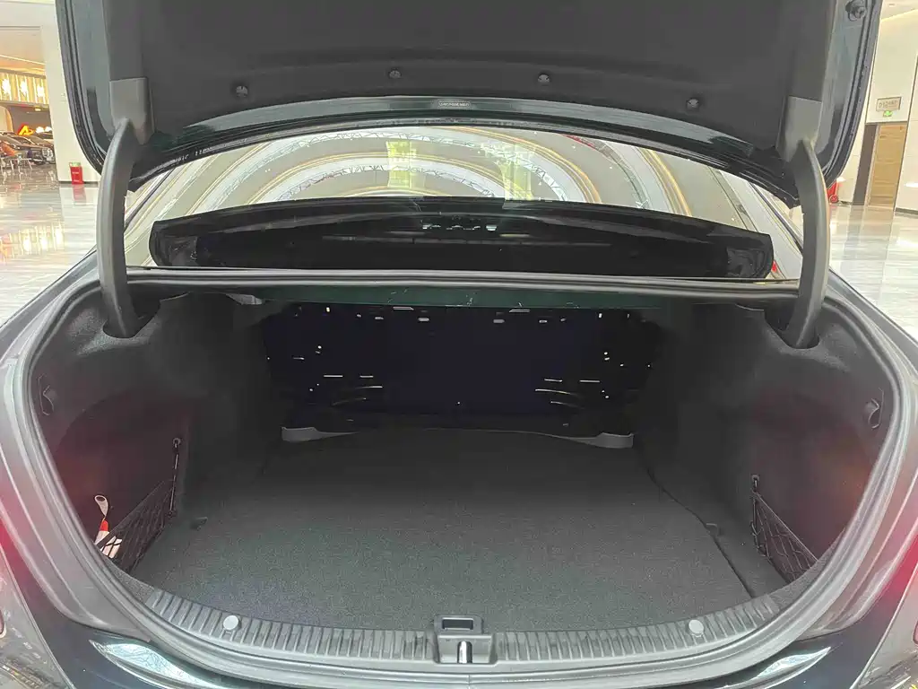 Mercedes-Benz C-Class 2021 — фото 15
