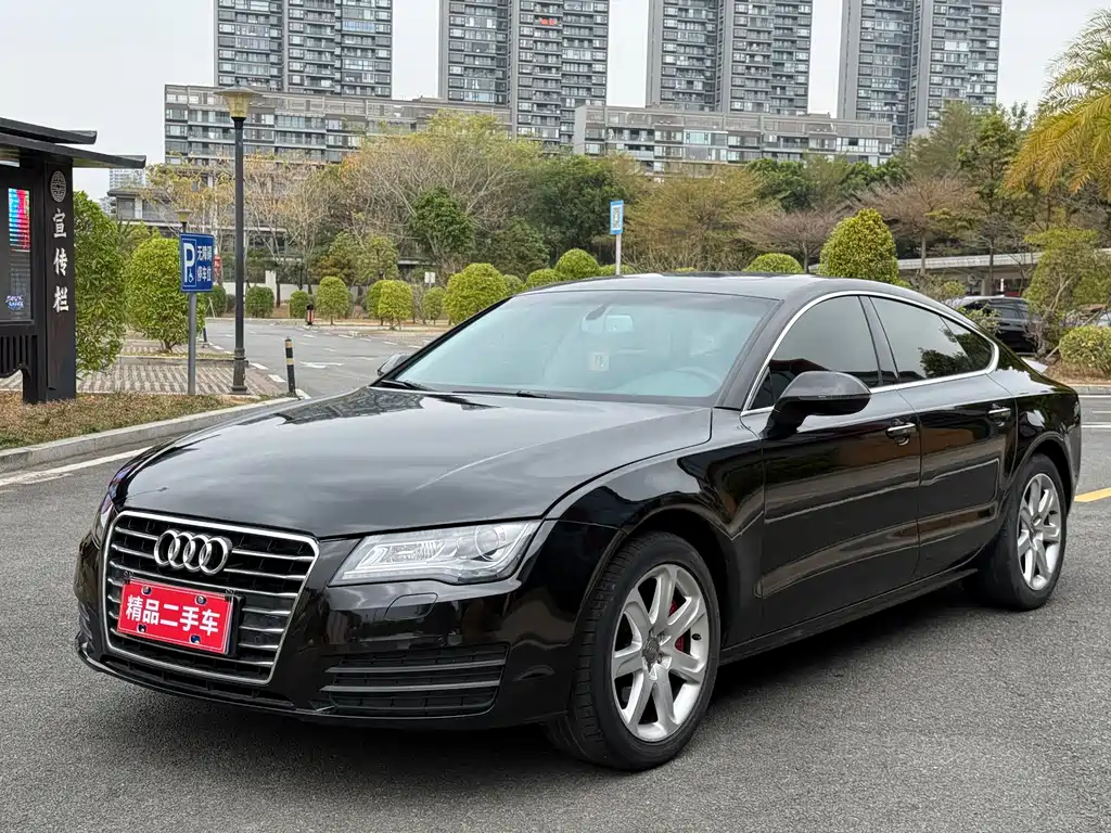 Audi A7 2012 — фото 1