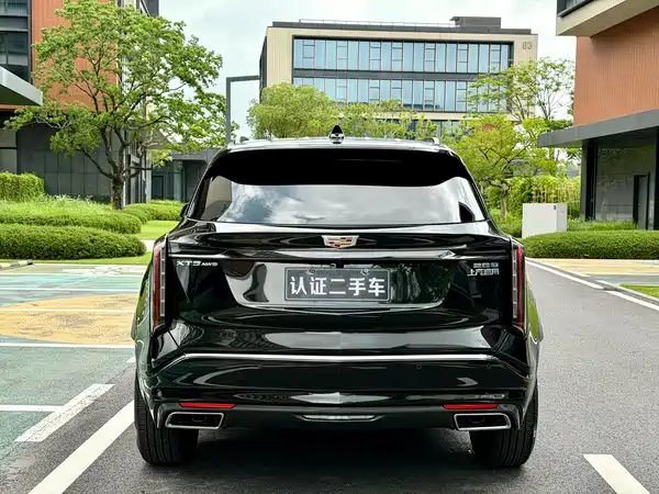 Cadillac XT5 2025