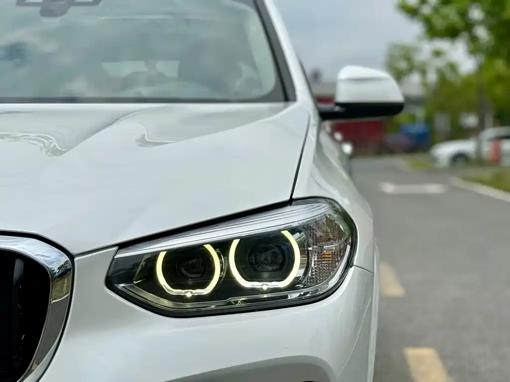 BMW X3 2018 — фото 4