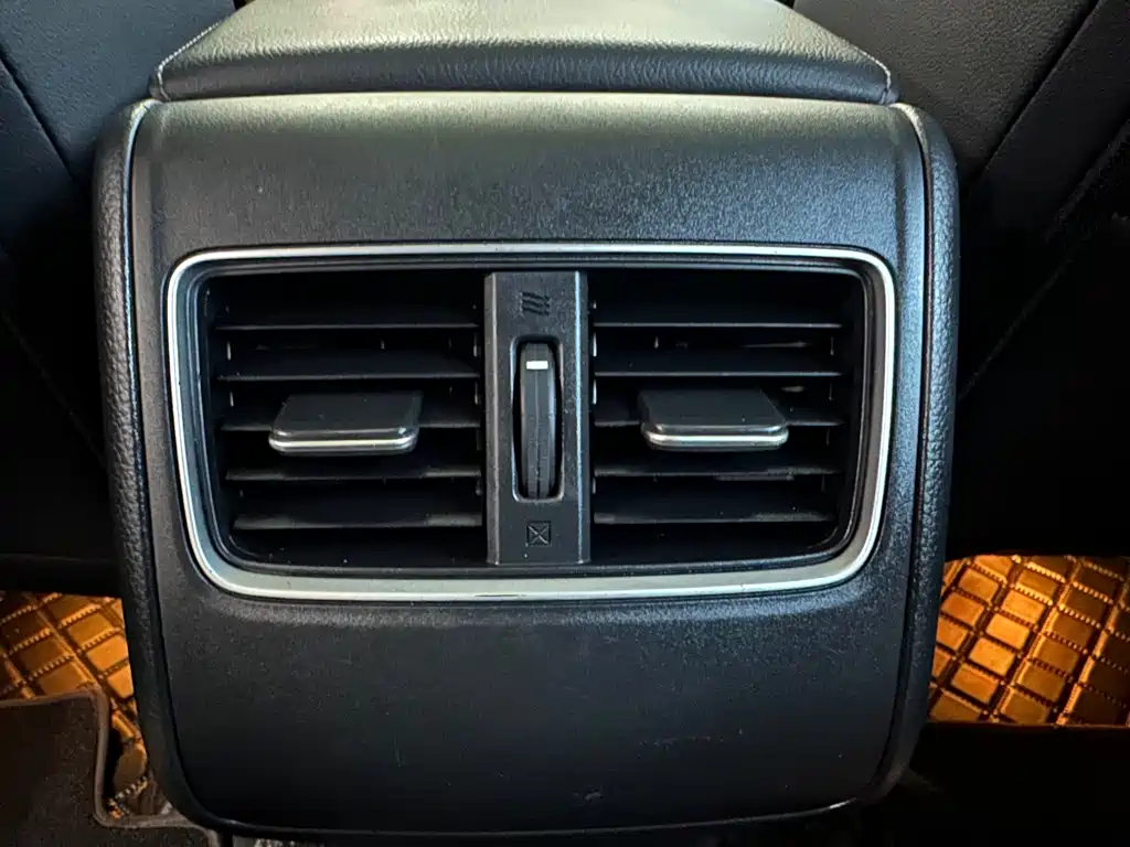 Honda Accord 2020 — фото 15