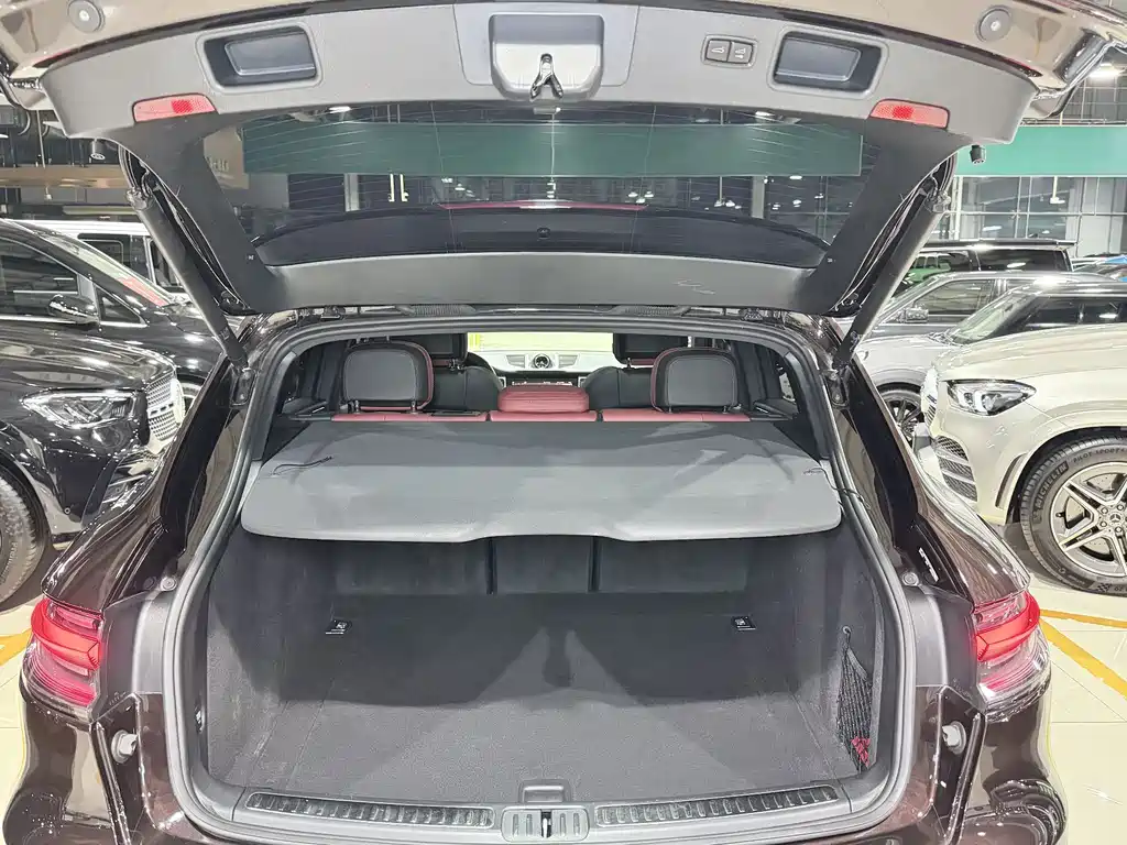 Porsche Macan 2020 — фото 15