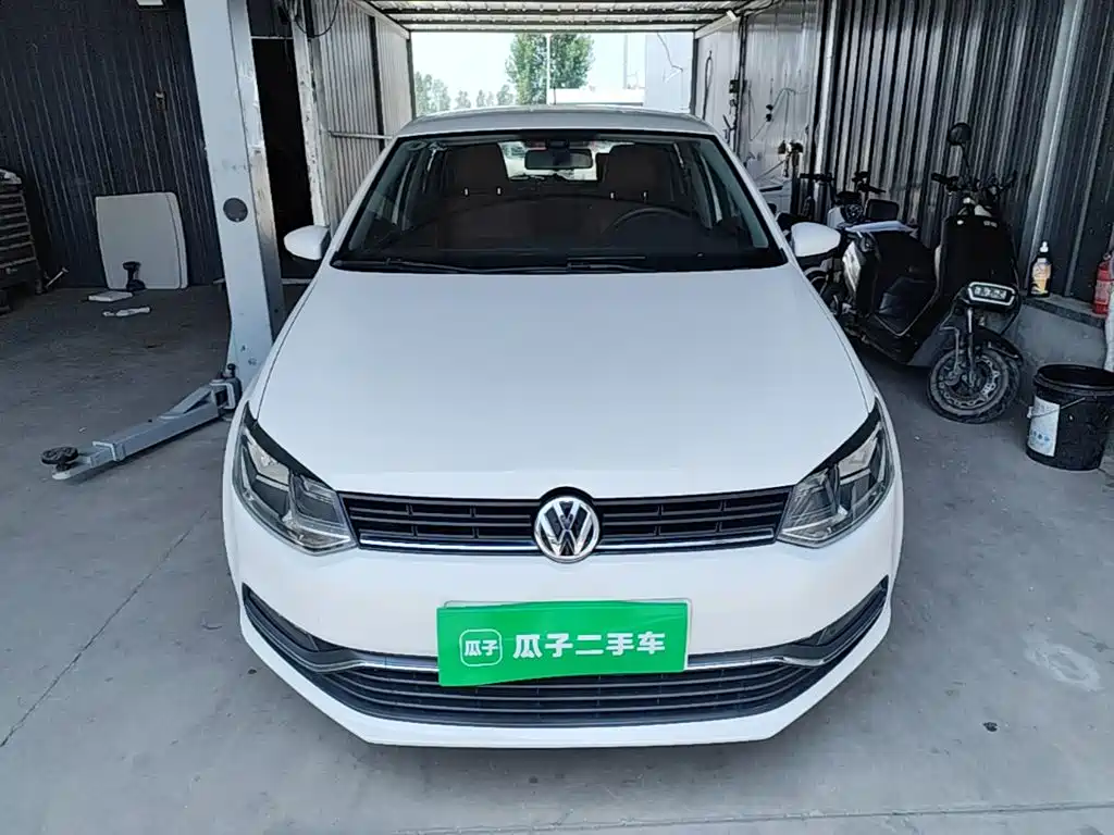 Volkswagen Polo 2015
