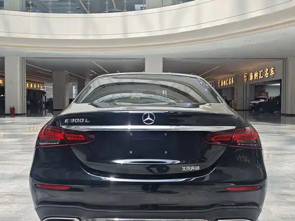 Mercedes-Benz E-Class 2023