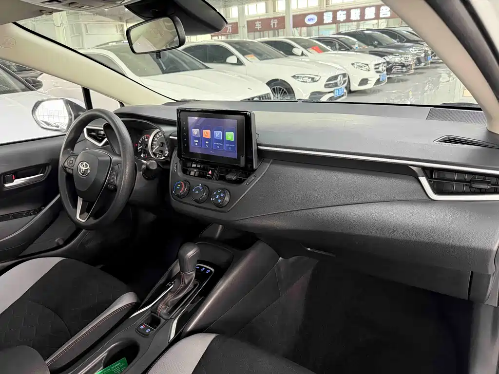 Toyota Corolla 2022 — фото 18