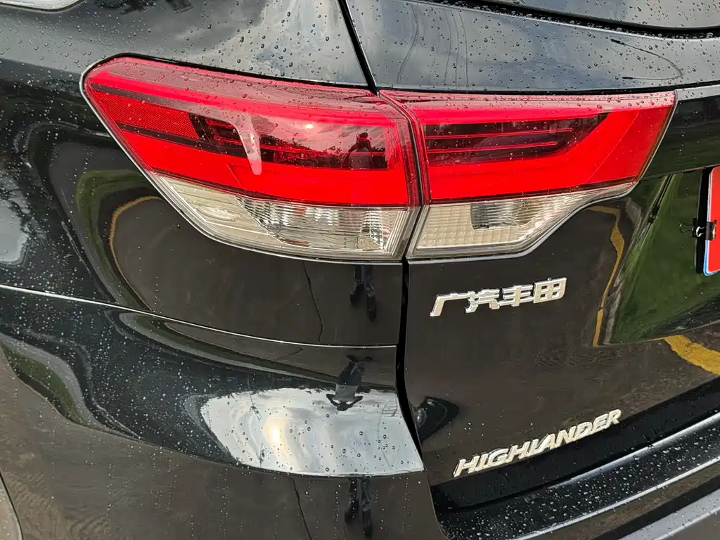 Toyota Highlander 2020 — фото 10