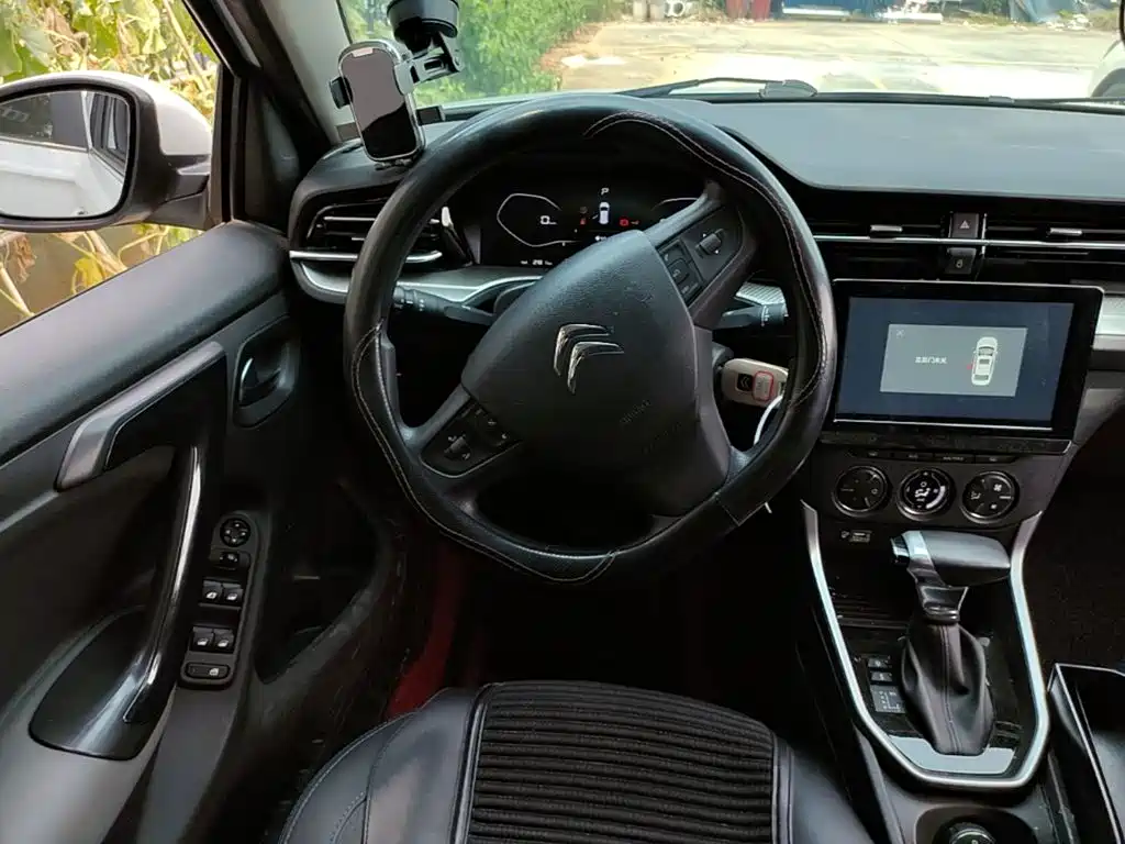 Citroen C3-XR 2023 — фото 11