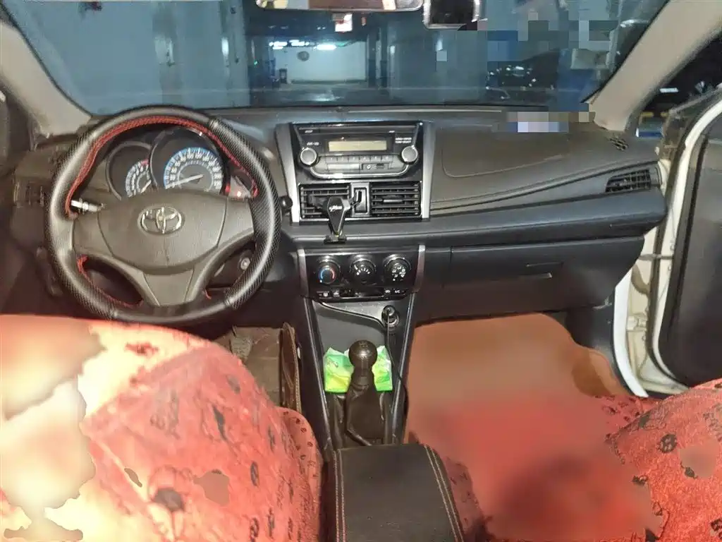 Toyota Vios 2015 — фото 13