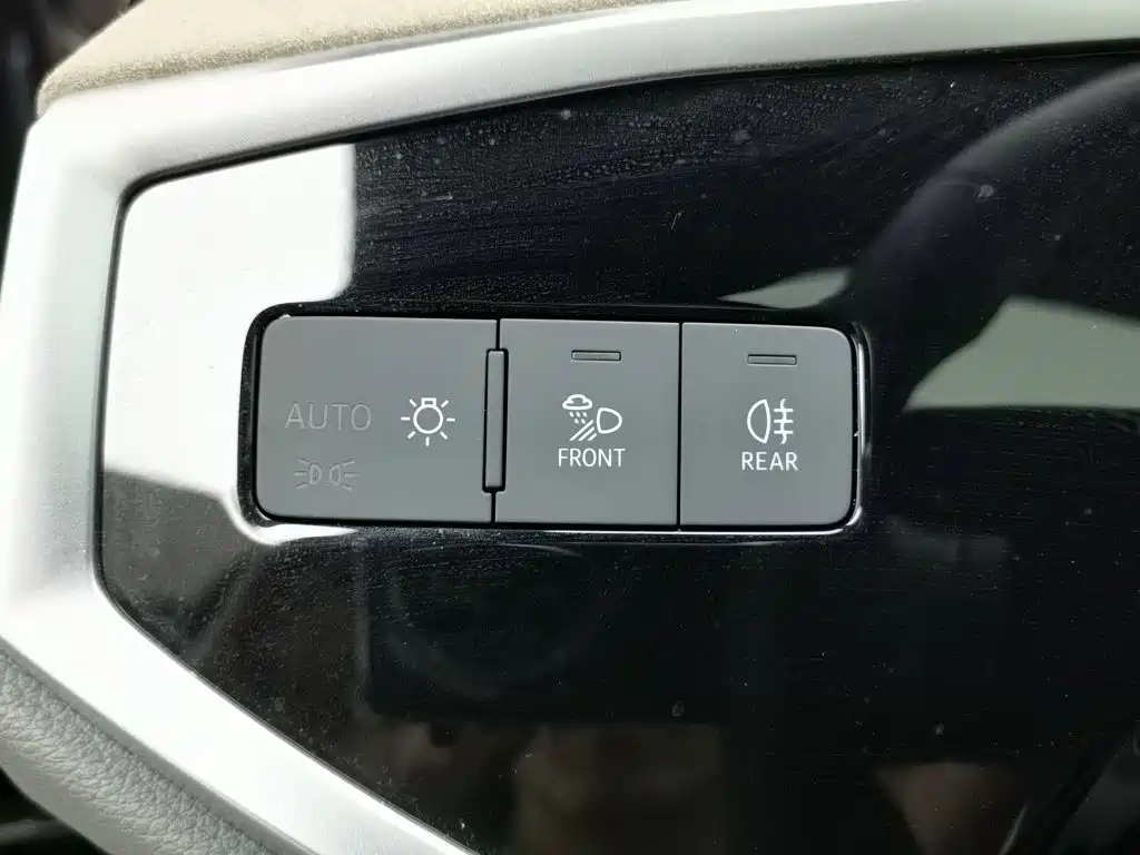 Audi Q3 2025 — фото 21