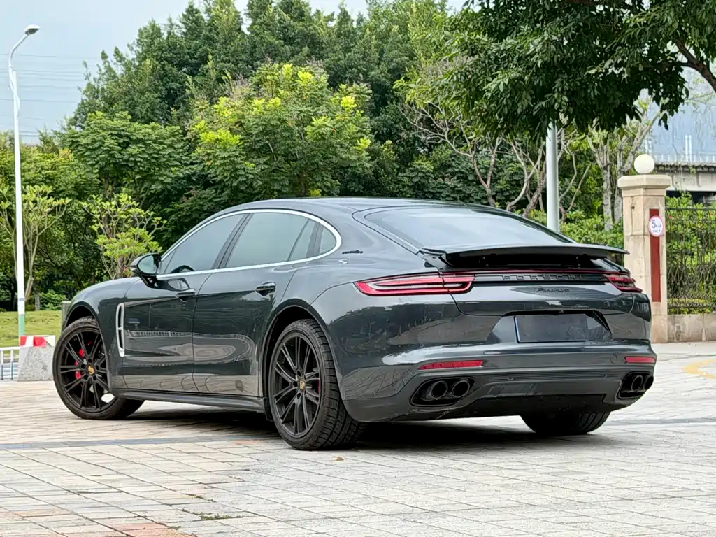 Porsche Panamera 2019 — фото 15