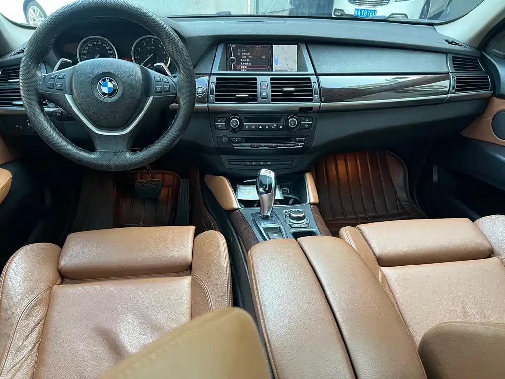 BMW X6 2012 — фото 15