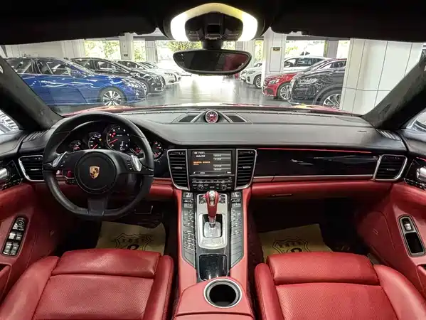 Porsche Panamera 2014