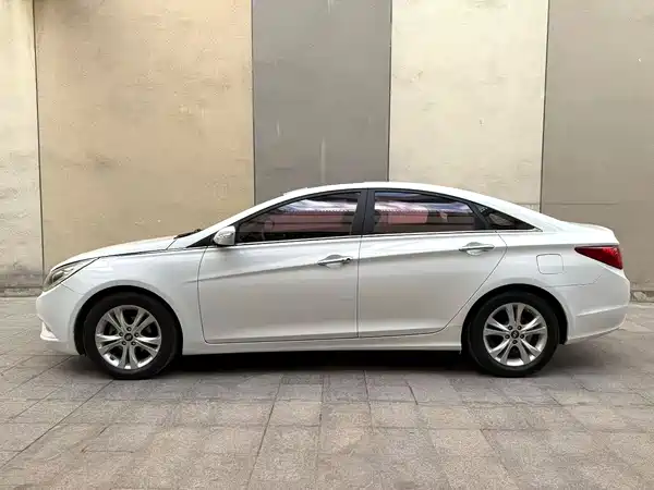 Hyundai Sonata 2013