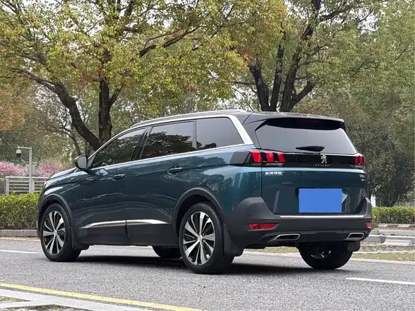 Peugeot 5008 2017