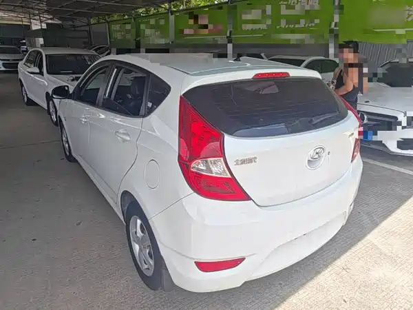 Hyundai Rui Yi 2014