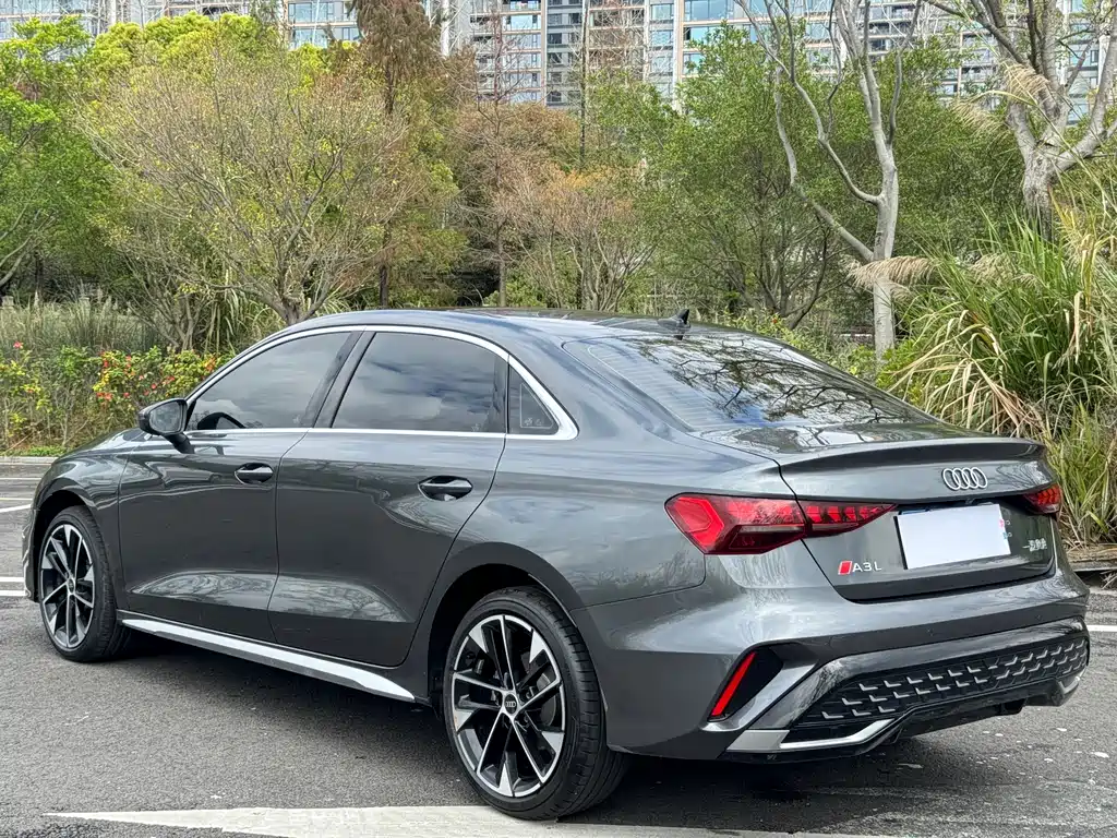 Audi A3 2025 — фото 16