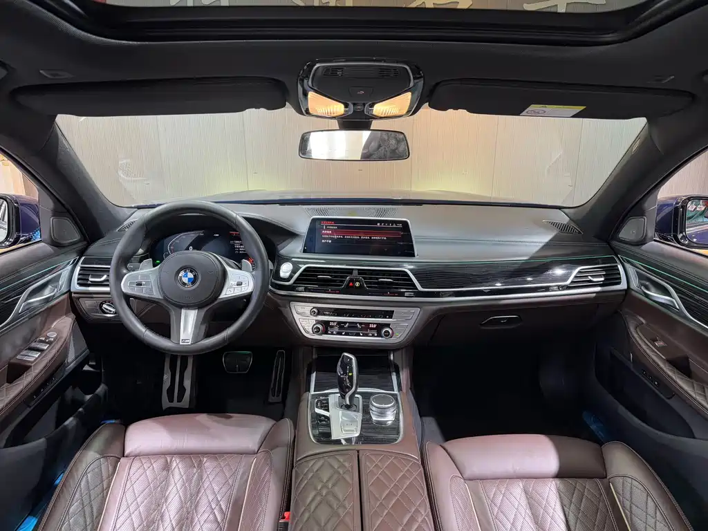 BMW 7 Series 2019 — фото 6