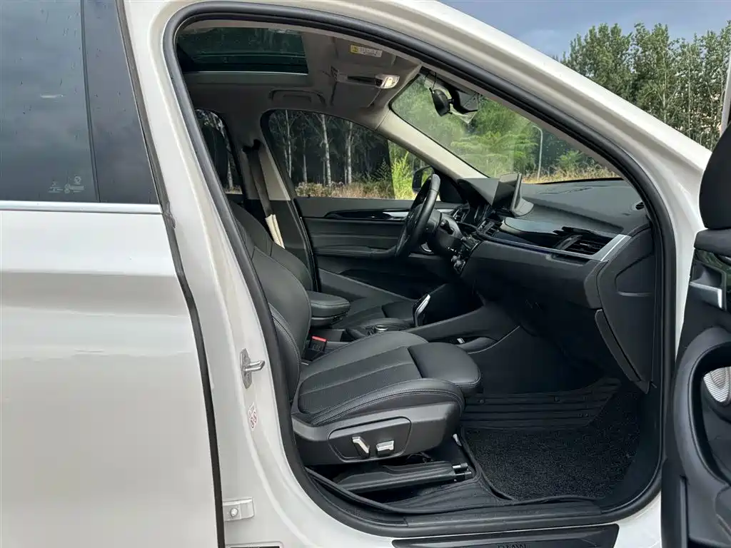 BMW X1 2022 — фото 16