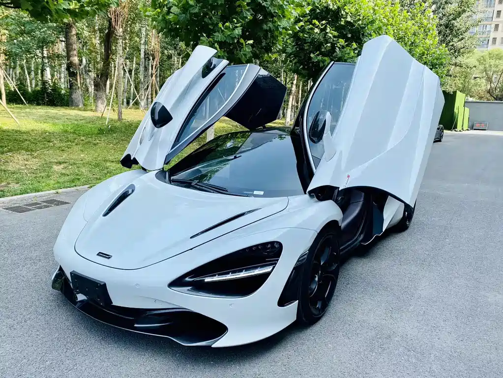 McLaren 720S 2018 — фото 2