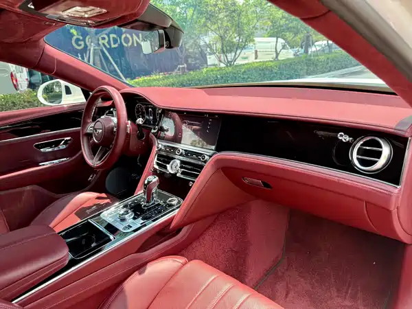 Bentley Flying Spur 2022