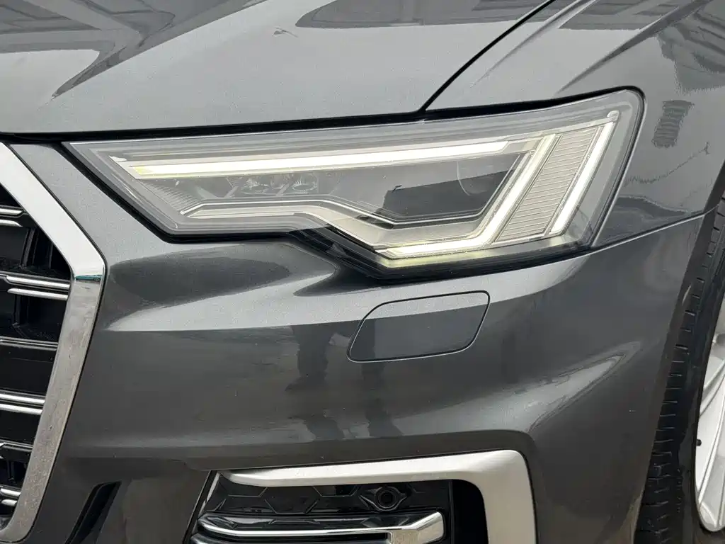 Audi A6L 2023 — фото 13