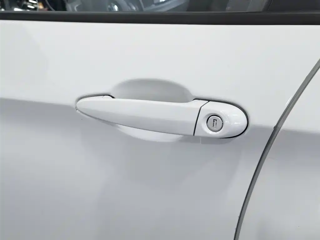 BMW X1 2015 — фото 18
