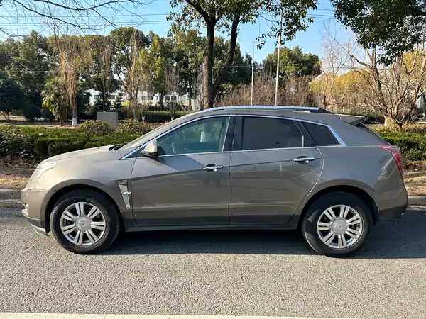 Cadillac SRX 2012