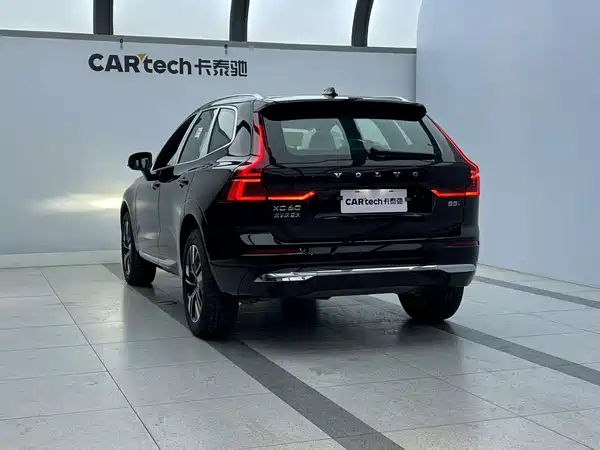 Volvo XC60 2026