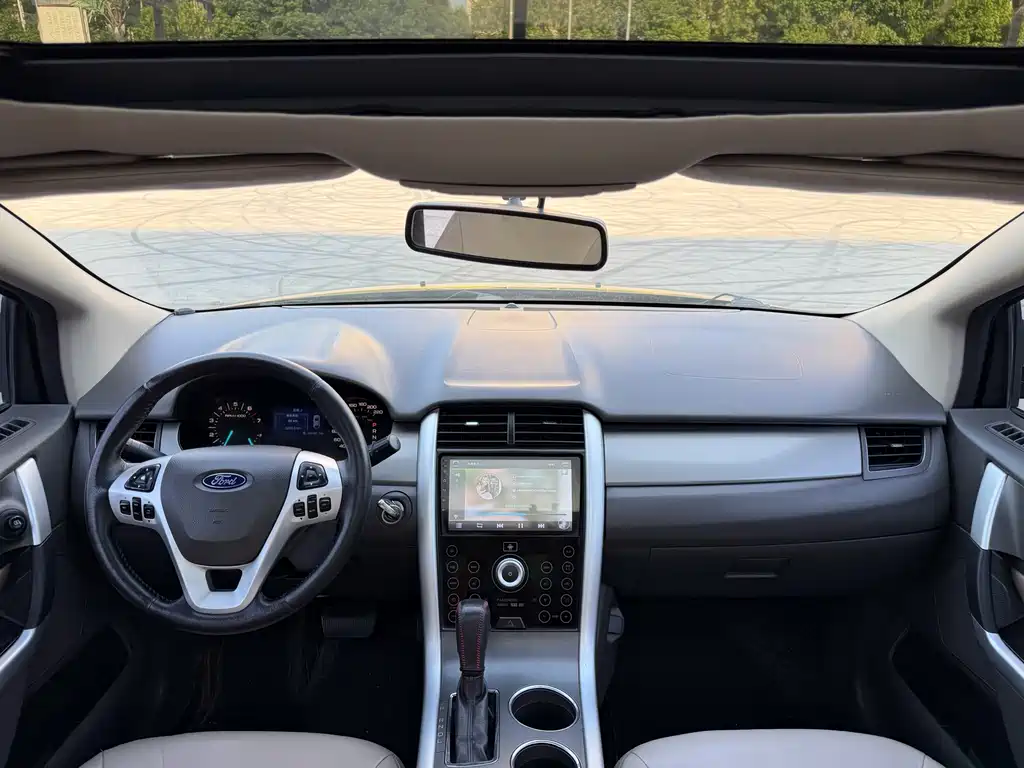 Ford Edge 2013 — фото 12