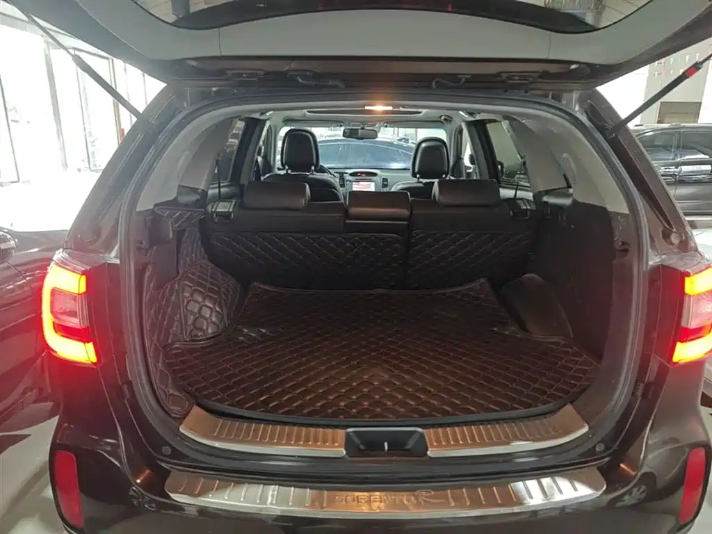 Kia Sorento 2015 — фото 19