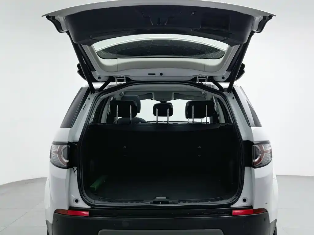 Land Rover Discovery Sport 2018 — фото 16