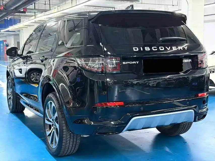 Land Rover Discovery Sport 2024 — фото 8