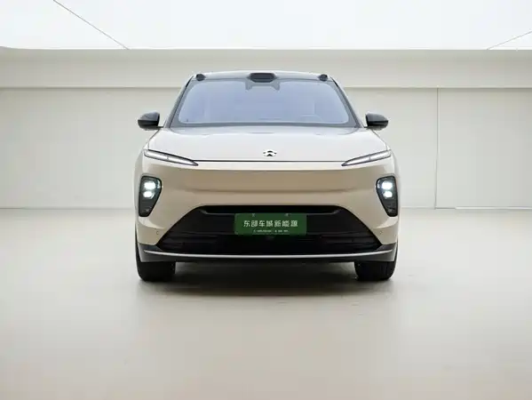 NIO ES8 2024