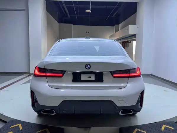 BMW 3 Series 2023