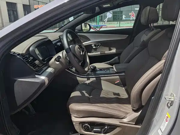 BYD Han 2025