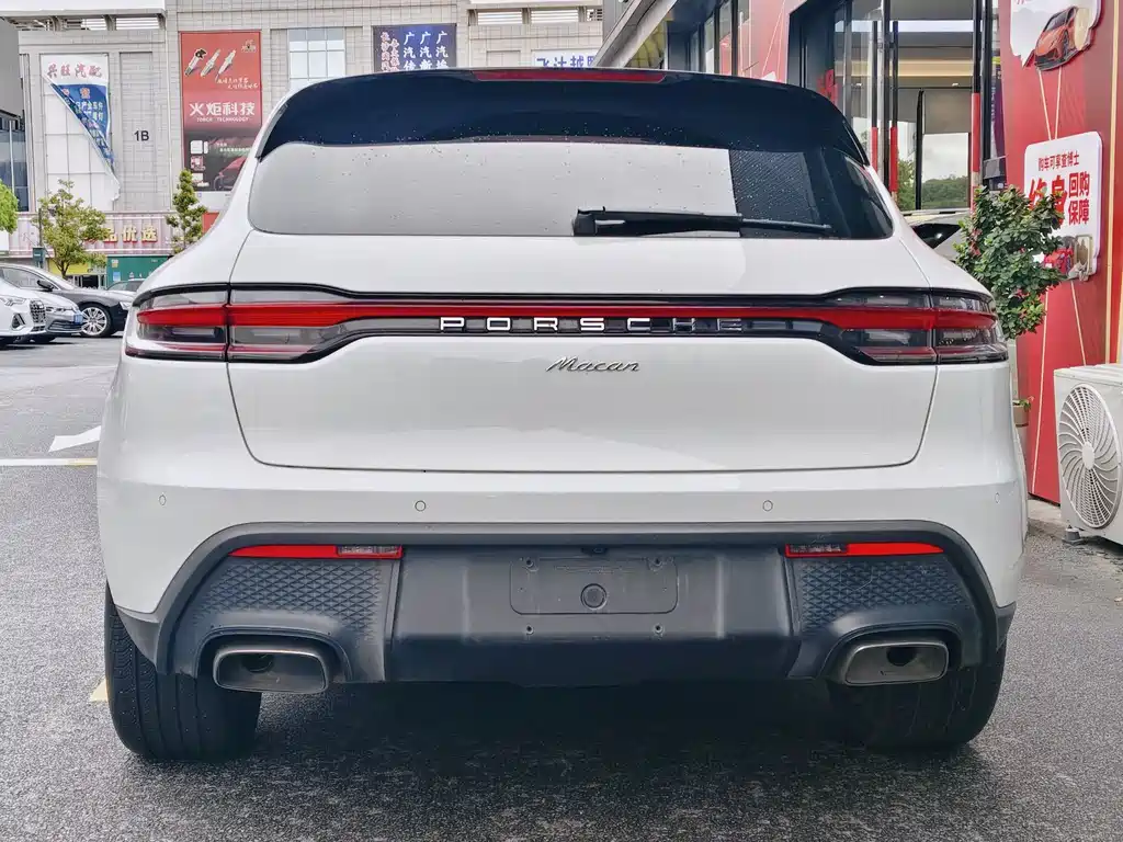 Porsche Macan 2023 — фото 9