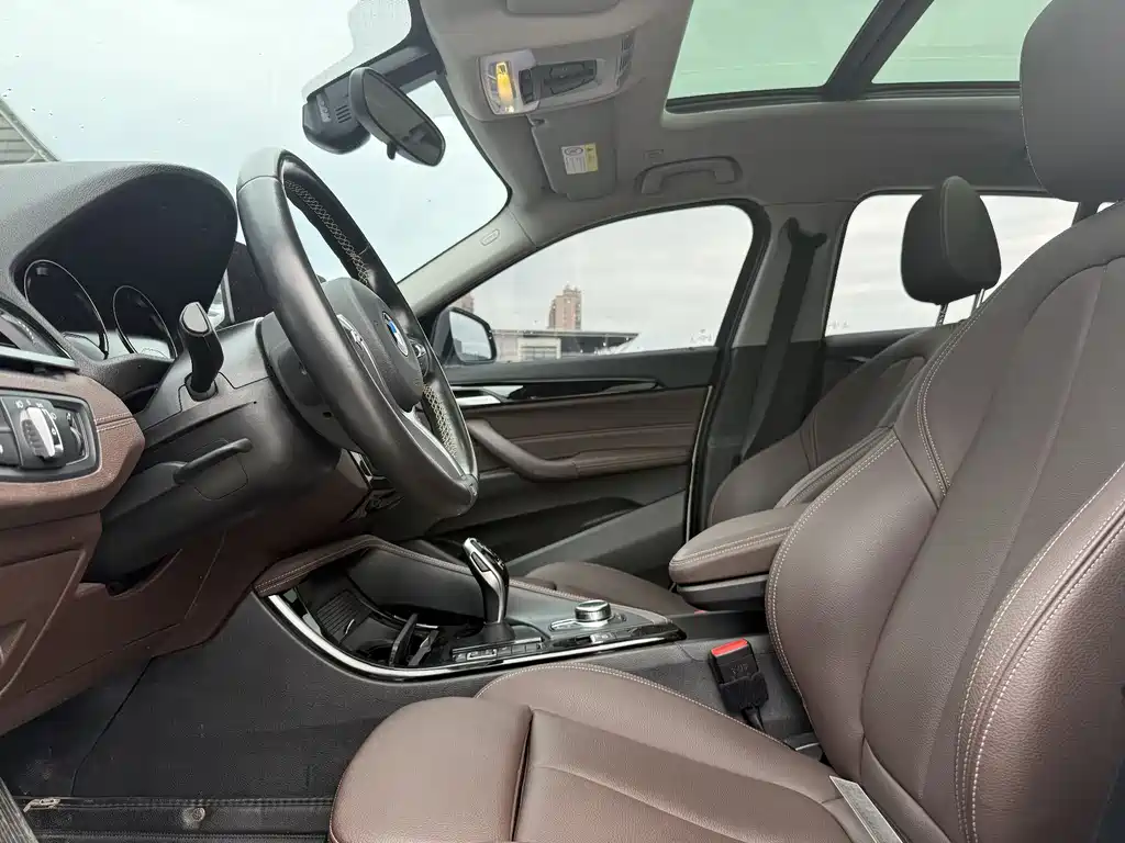 BMW X2 2023 — фото 9