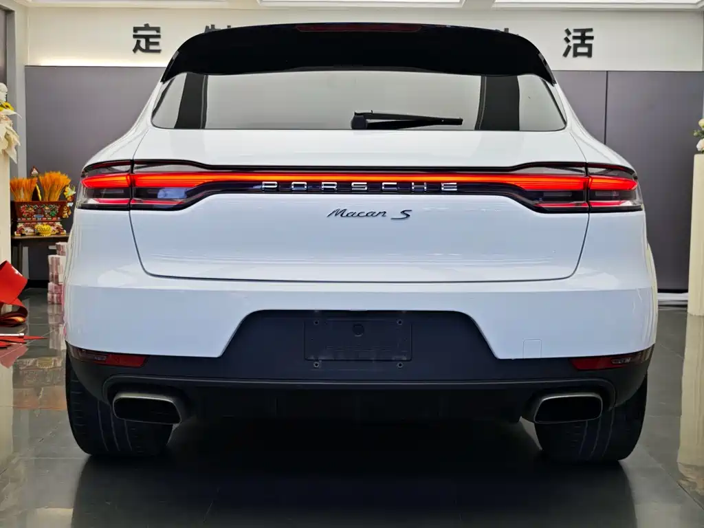 Porsche Macan 2020 — фото 8